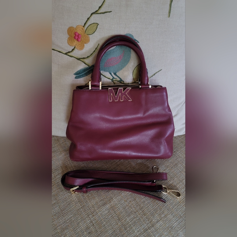 Michael Kors Crossbody Bag